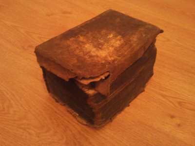 Mennyit erne egy 1645-os Karolyi-fele biblia?