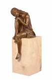 bronz szobor nő KF-101
